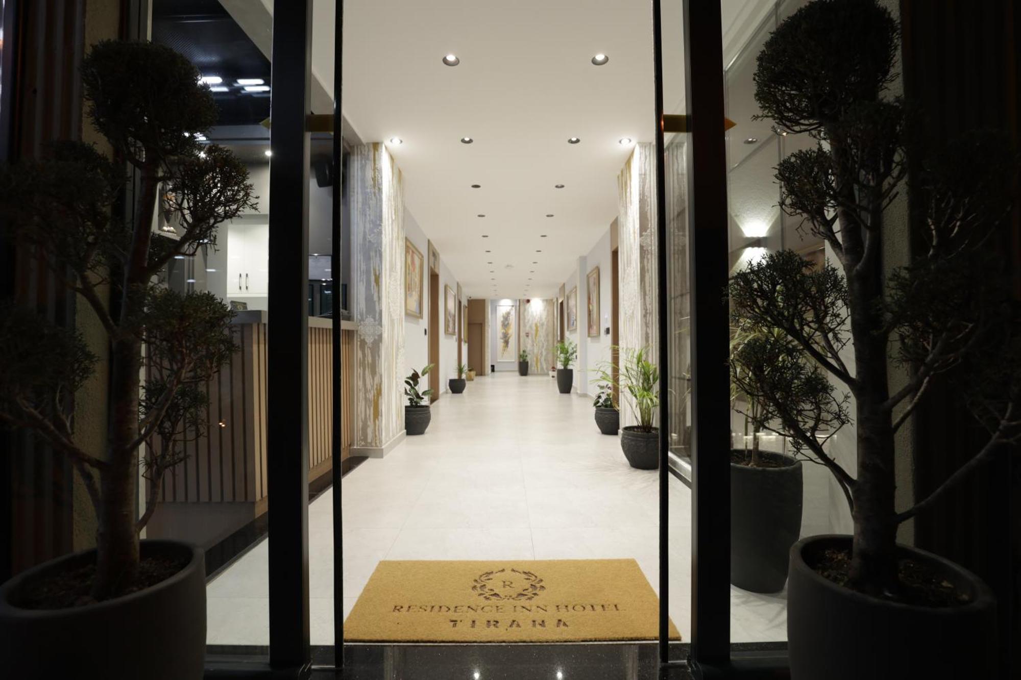 Residence Inn Hotel Тирана Экстерьер фото