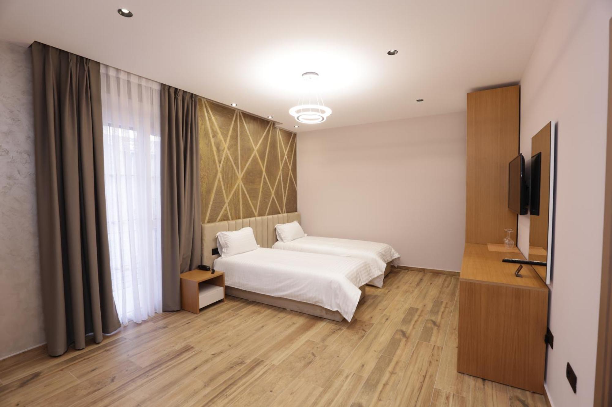 Residence Inn Hotel Тирана Экстерьер фото